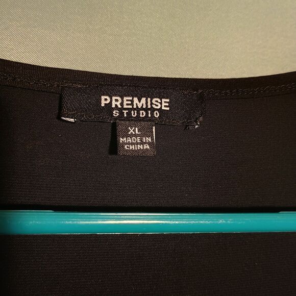 Premise Studio Brown Long Sleeve Tunic Top – Asymmetrical Hem – Size XL - Picture 3 of 4